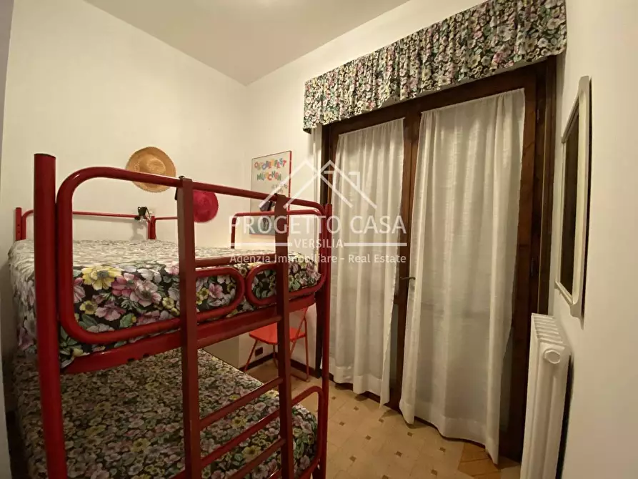 Immagine 22 di Casa indipendente in affitto  in Via dei Platani a Camaiore