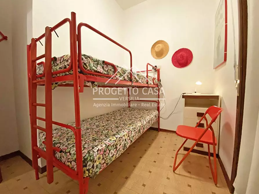 Immagine 23 di Casa indipendente in affitto  in Via dei Platani a Camaiore