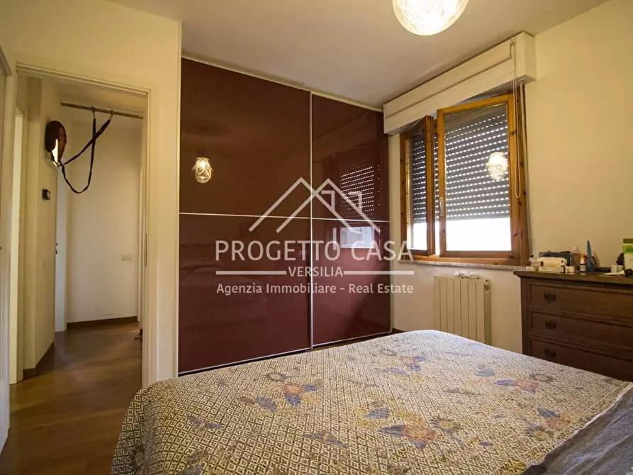 Immagine 18 di Appartamento in vendita  in VIA SERGIO DE SIMONE a Viareggio