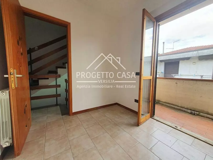 Immagine 20 di Casa indipendente in vendita  in VIA ELETTICA a Viareggio