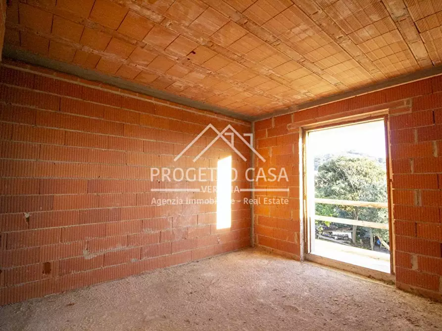 Immagine 32 di Casa indipendente in vendita  in VIA ALFONSO LA MARMORA a Camaiore