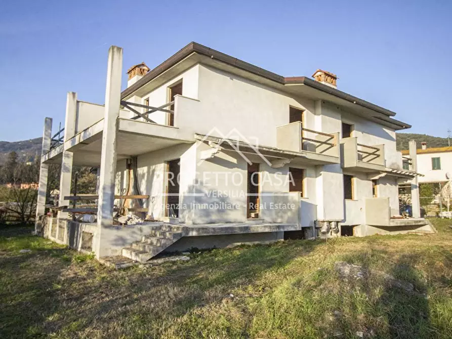 Immagine 36 di Casa indipendente in vendita  in VIA ALFONSO LA MARMORA a Camaiore