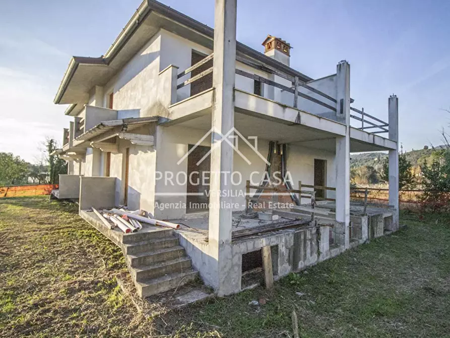 Immagine 38 di Casa indipendente in vendita  in VIA ALFONSO LA MARMORA a Camaiore