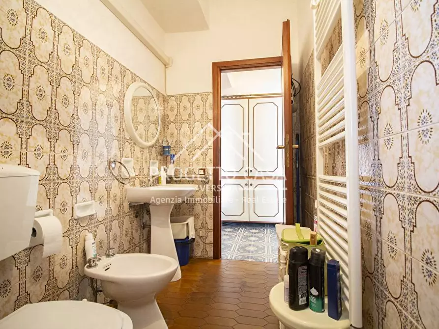 Immagine 21 di Appartamento in affitto  in VIA DELLE GINESTRE a Camaiore