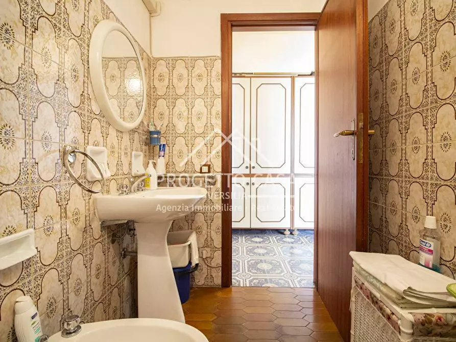 Immagine 22 di Appartamento in affitto  in VIA DELLE GINESTRE a Camaiore