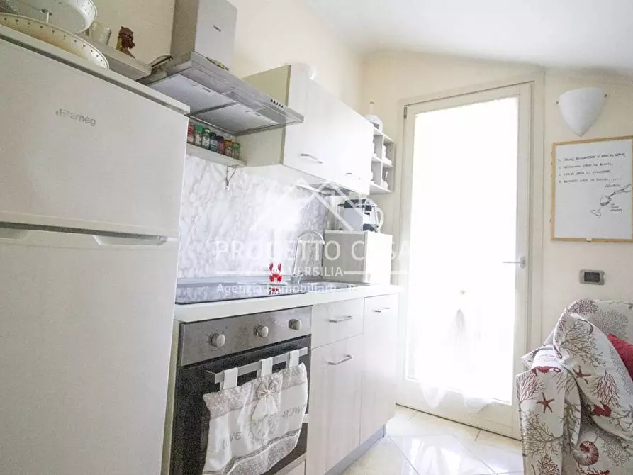 Immagine 31 di Casa indipendente in vendita  in VIA TABARRO a Viareggio