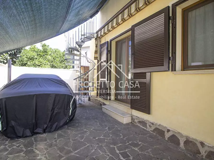 Immagine 52 di Casa indipendente in vendita  in VIA TABARRO a Viareggio