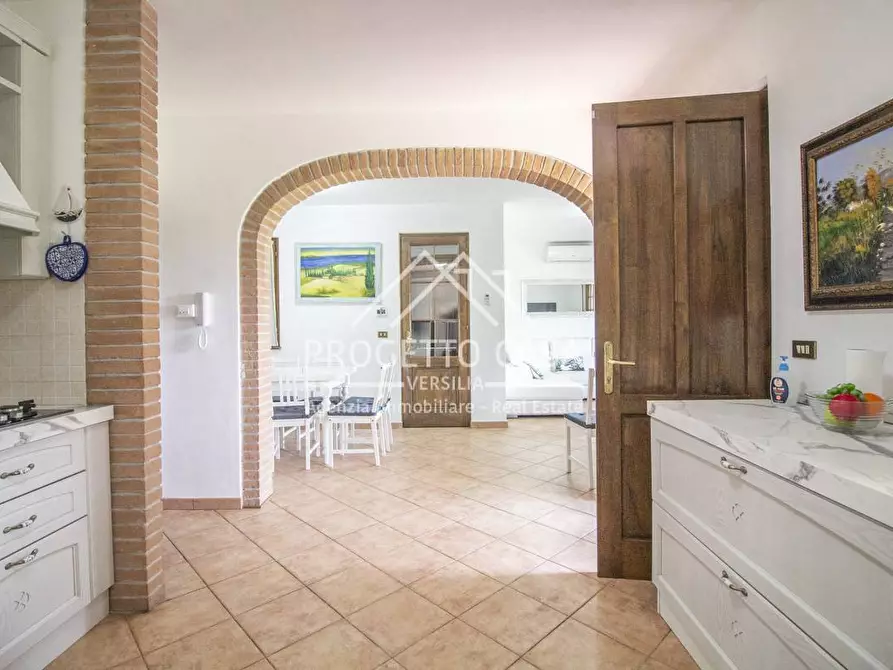 Immagine 31 di Casa indipendente in vendita  in via del trebbiano a Camaiore