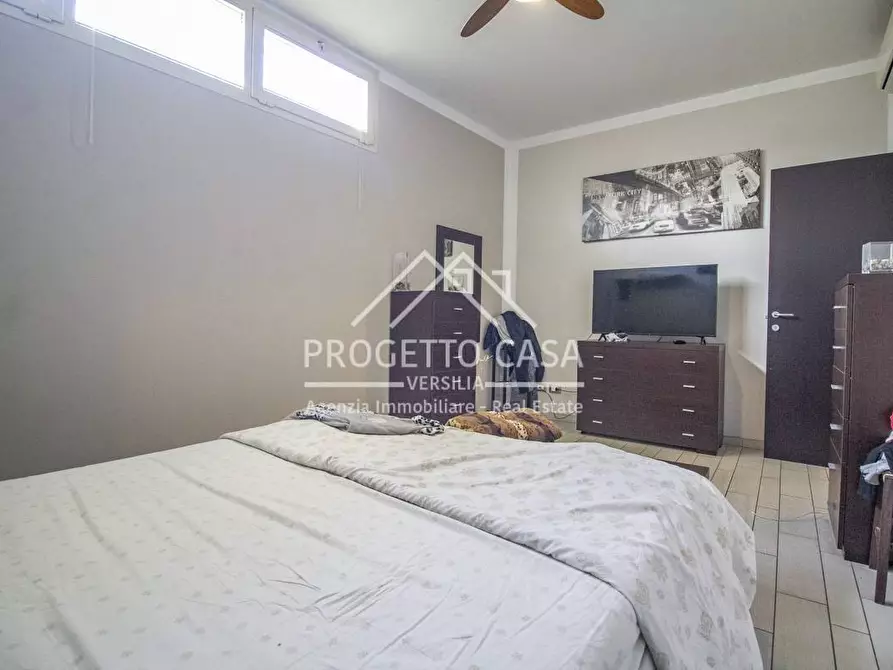 Immagine 32 di Appartamento in vendita  in VIA BOTTEGO a Viareggio