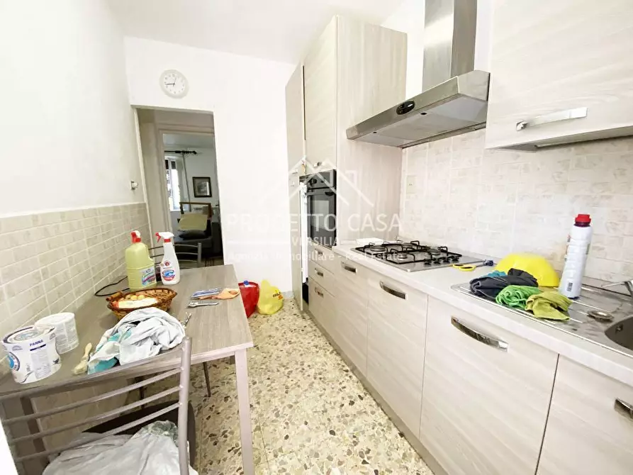 Immagine 12 di Appartamento in vendita  in Via Papini a Camaiore