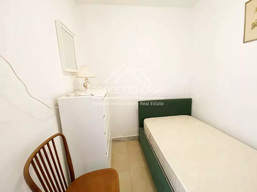 Immagine 23 di Appartamento in vendita  in Via Papini a Camaiore