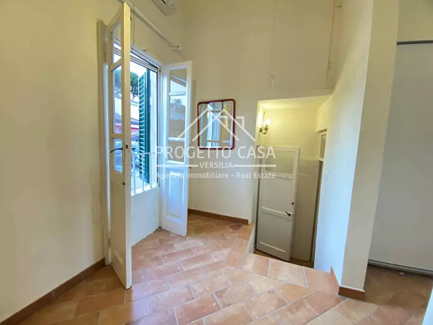 Immagine 16 di Casa indipendente in vendita  in VIA PELLEGRINETTI a Camaiore