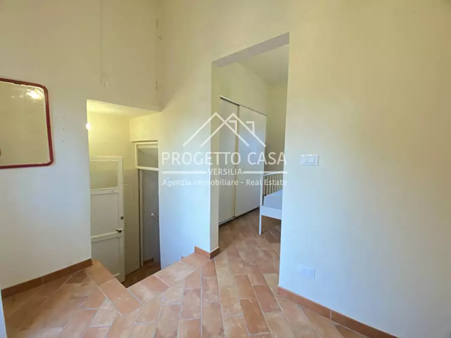 Immagine 17 di Casa indipendente in vendita  in VIA PELLEGRINETTI a Camaiore