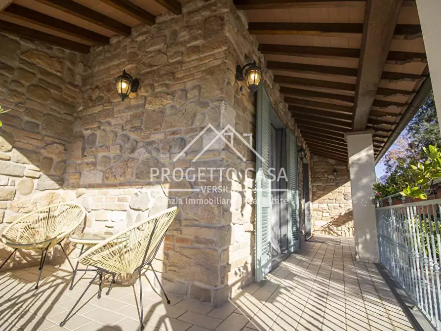 Immagine 3 di Casa indipendente in vendita  in VIA DEGLI ARANCI a Camaiore