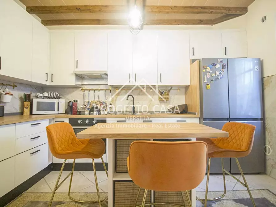 Immagine 14 di Casa indipendente in vendita  in VIA DEGLI ARANCI a Camaiore