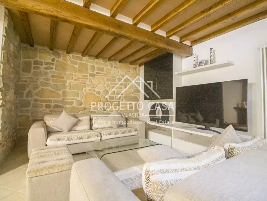 Immagine 43 di Casa indipendente in vendita  in VIA DEGLI ARANCI a Camaiore