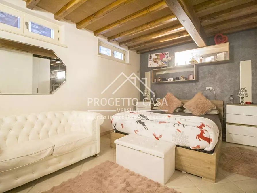 Immagine 45 di Casa indipendente in vendita  in VIA DEGLI ARANCI a Camaiore