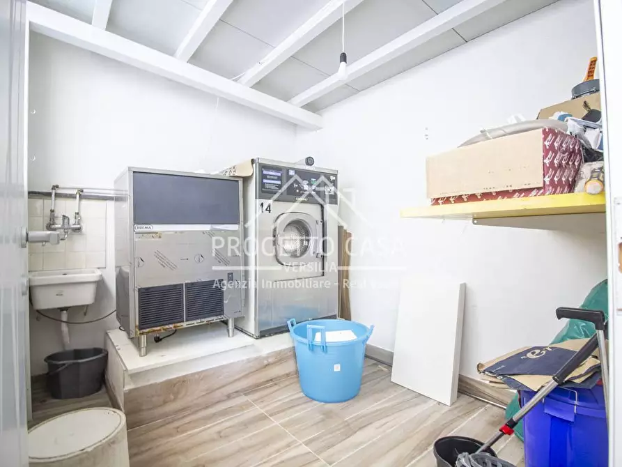 Immagine 49 di Casa indipendente in vendita  in VIA DEGLI ARANCI a Camaiore