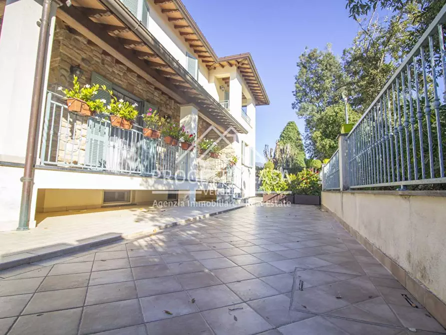 Immagine 50 di Casa indipendente in vendita  in VIA DEGLI ARANCI a Camaiore