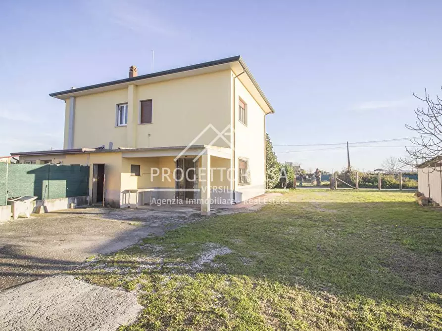 Immagine 5 di Casa indipendente in vendita  in VIA FOSSO GUIDARIO a Viareggio