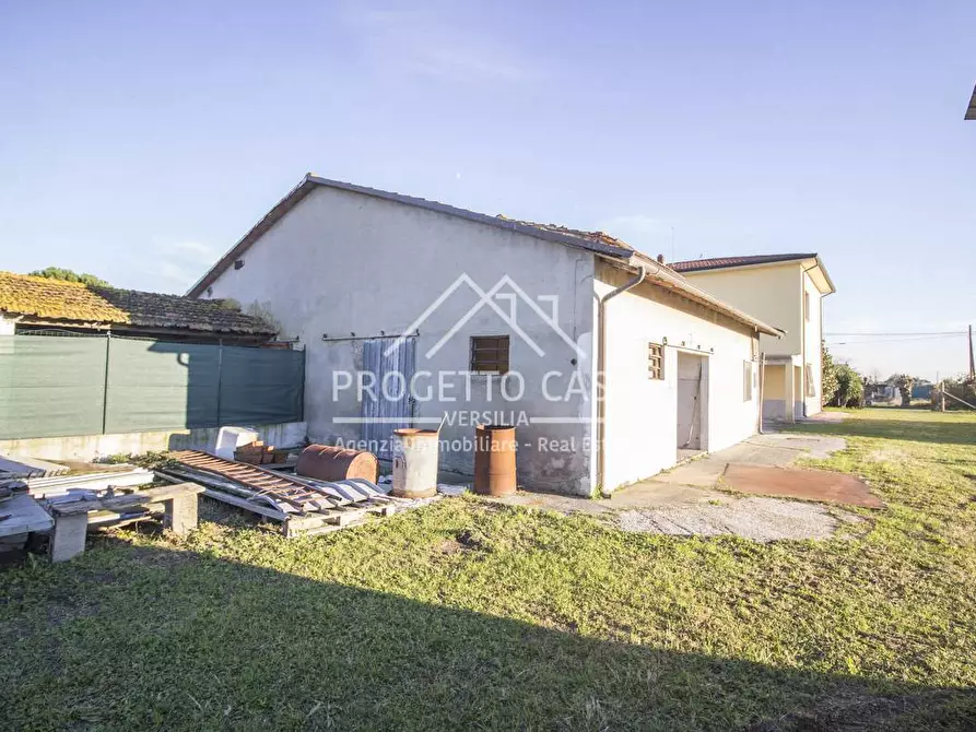 Immagine 6 di Casa indipendente in vendita  in VIA FOSSO GUIDARIO a Viareggio