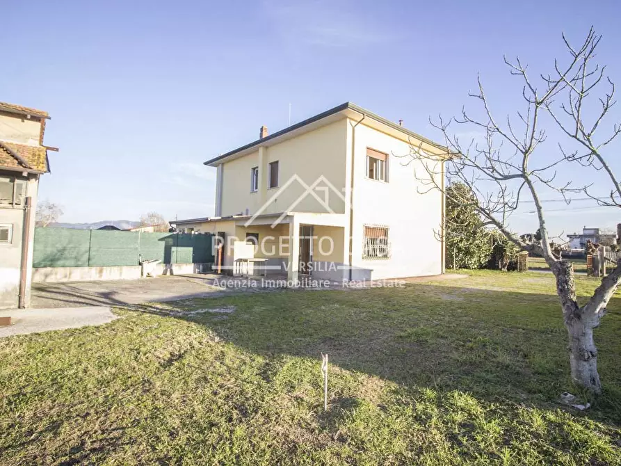 Immagine 31 di Casa indipendente in vendita  in VIA FOSSO GUIDARIO a Viareggio