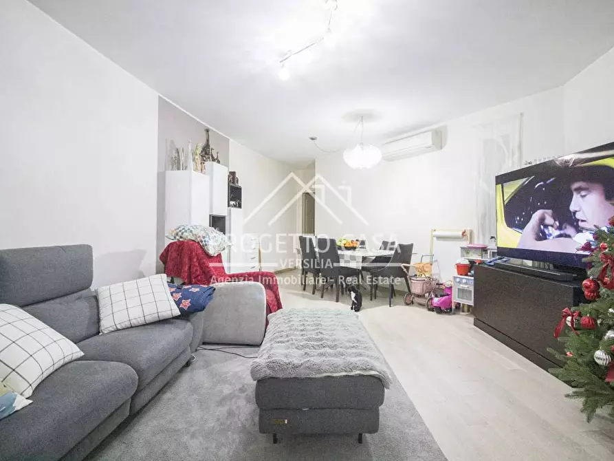 Immagine 1 di Appartamento in vendita  in VIA CHELINI a Massarosa