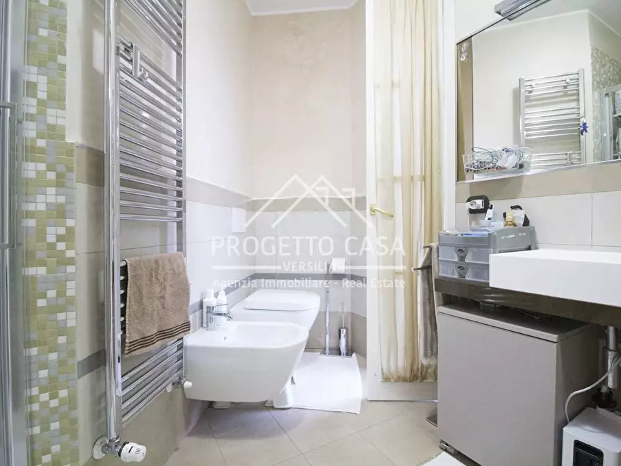 Immagine 24 di Appartamento in vendita  in VIA CHELINI a Massarosa