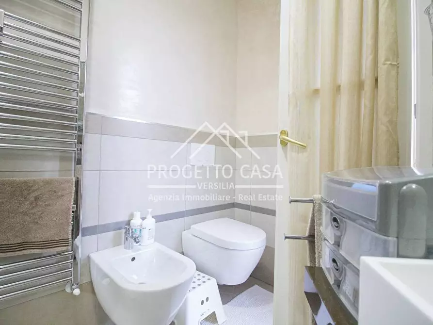 Immagine 27 di Appartamento in vendita  in VIA CHELINI a Massarosa