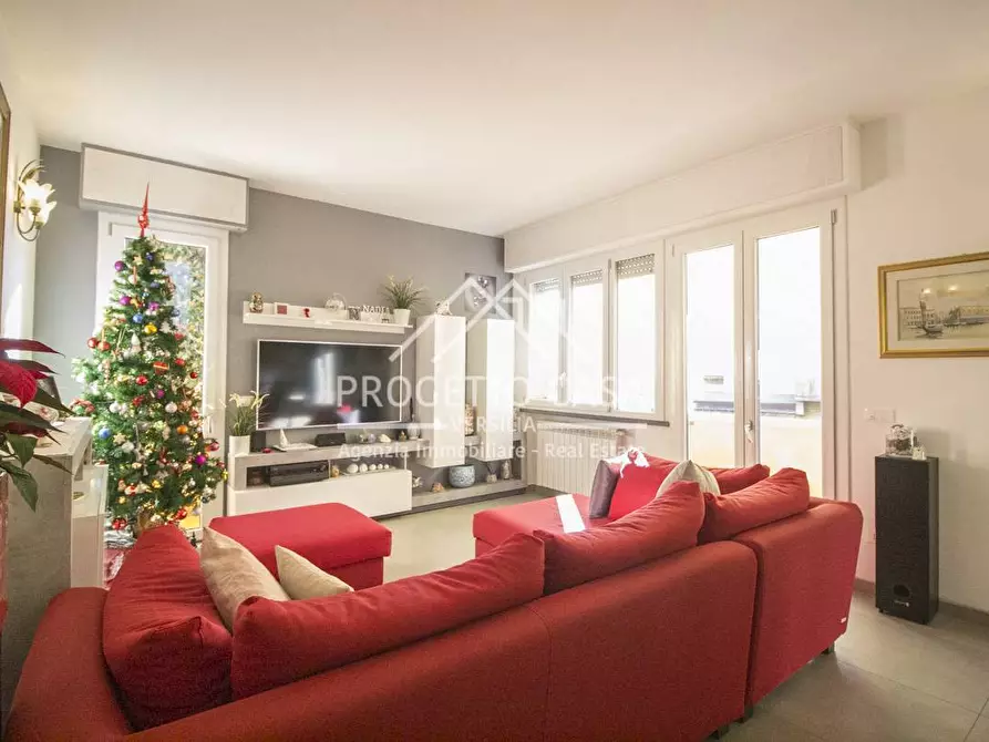 Immagine 6 di Appartamento in vendita  in VIA CALABRIA a Pietrasanta