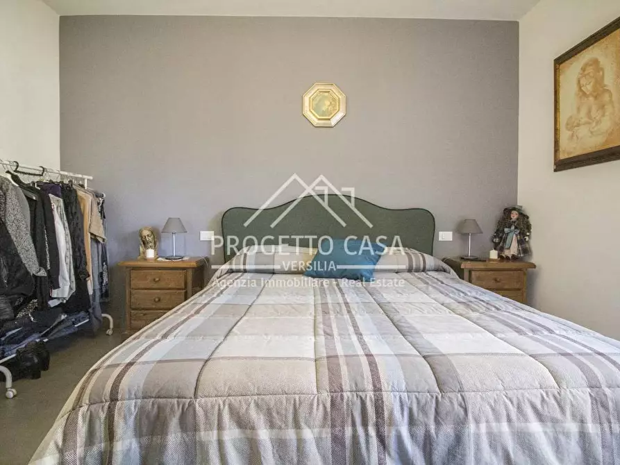 Immagine 15 di Appartamento in vendita  in VIA CALABRIA a Pietrasanta