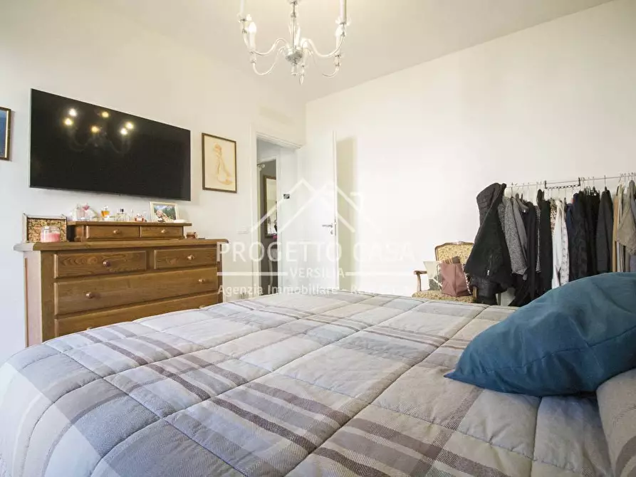 Immagine 18 di Appartamento in vendita  in VIA CALABRIA a Pietrasanta