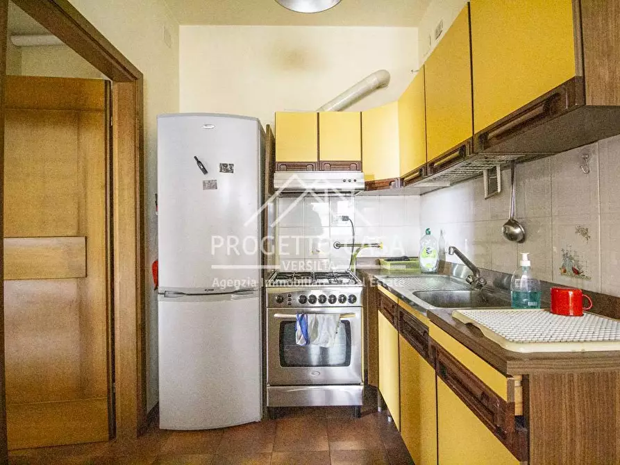 Immagine 20 di Appartamento in vendita  in VIA DON MINZONI a Camaiore