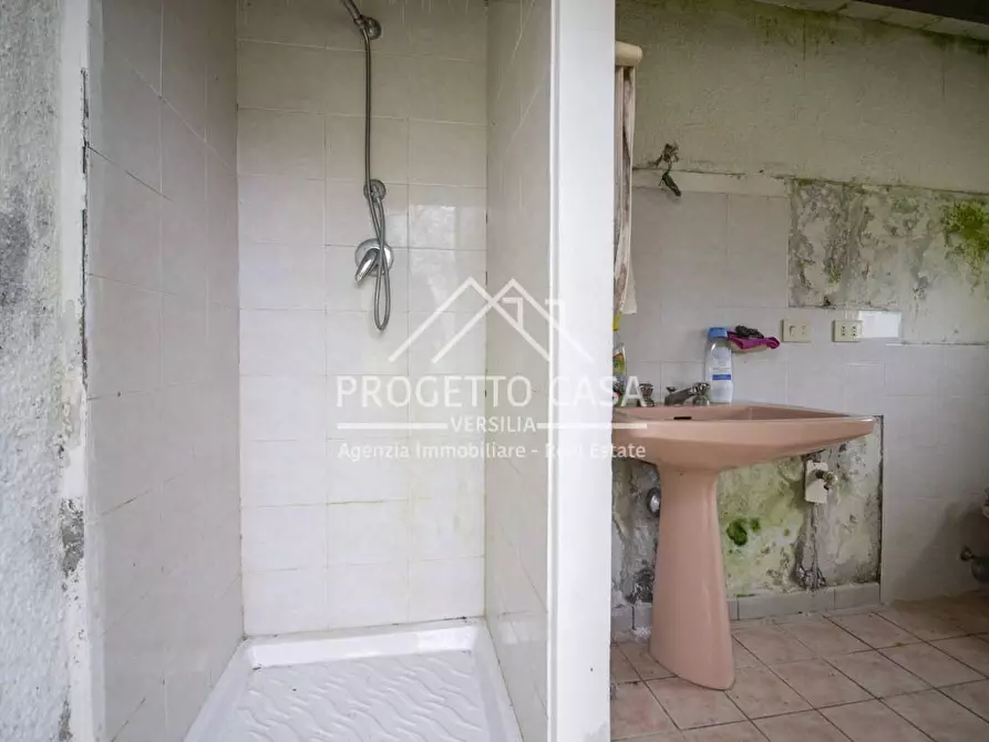 Immagine 48 di Casa indipendente in vendita  in VIA CREMONA a Camaiore