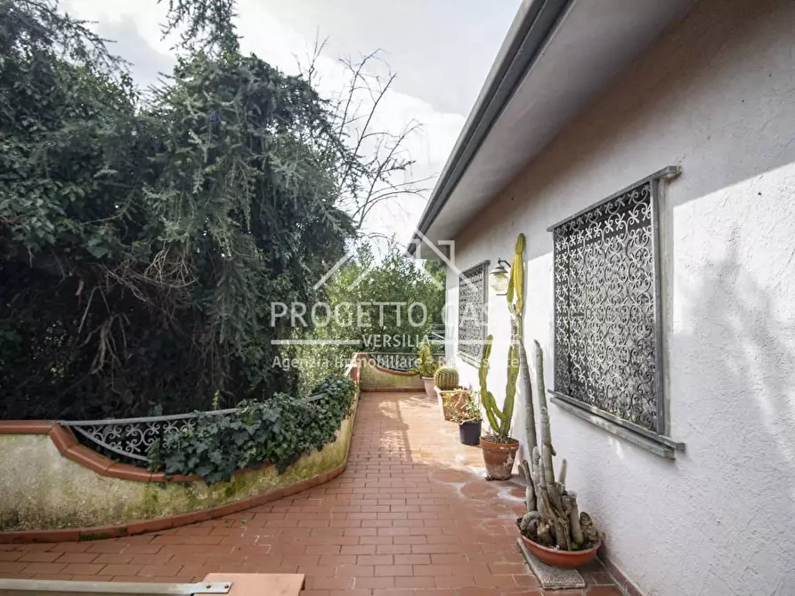 Immagine 55 di Casa indipendente in vendita  in VIA CREMONA a Camaiore