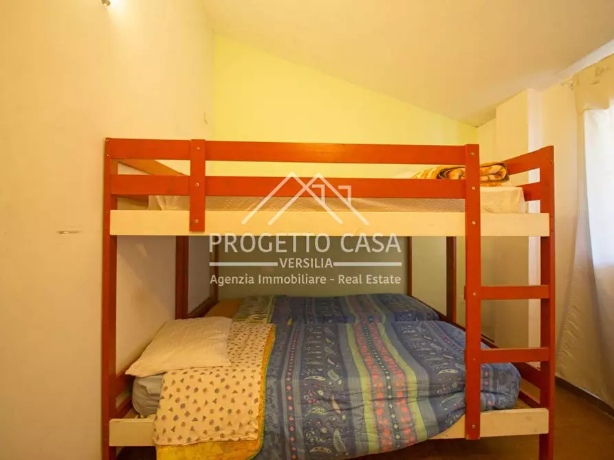 Immagine 28 di Casa indipendente in vendita  in VIA PASCOLI a Viareggio