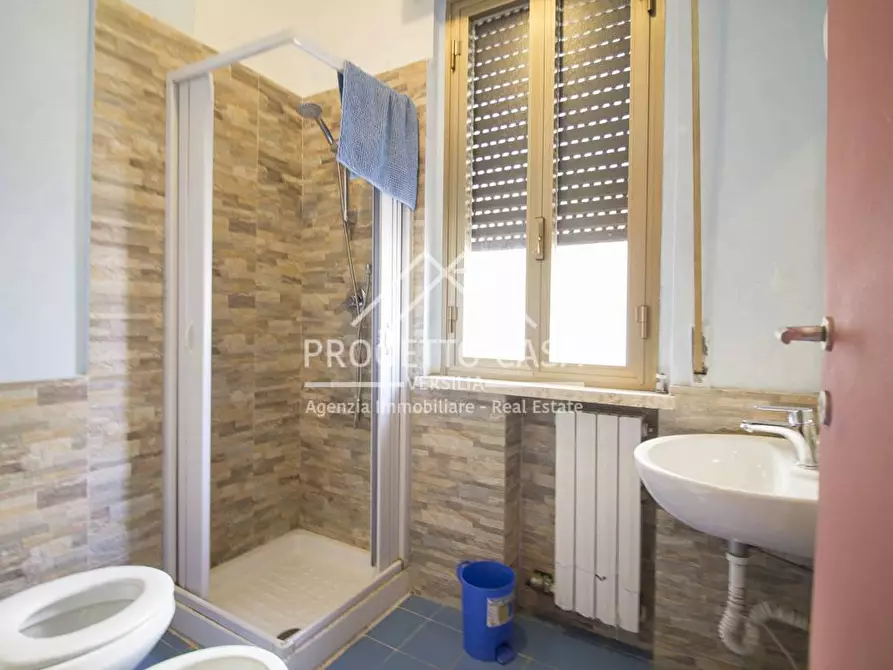 Immagine 35 di Casa indipendente in vendita  in VIA PASCOLI a Viareggio