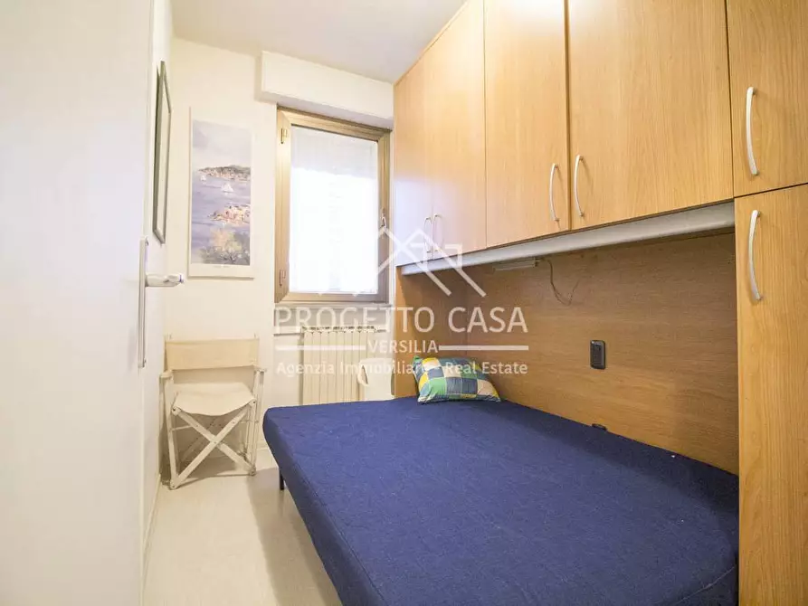 Immagine 17 di Appartamento in vendita  in via margheta hack a Camaiore