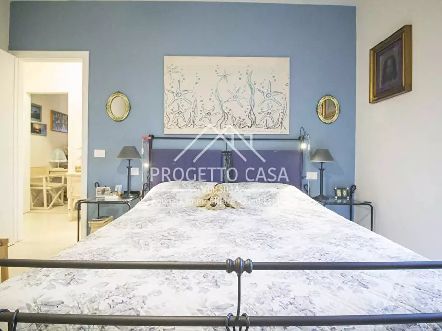 Immagine 27 di Appartamento in vendita  in via margheta hack a Camaiore