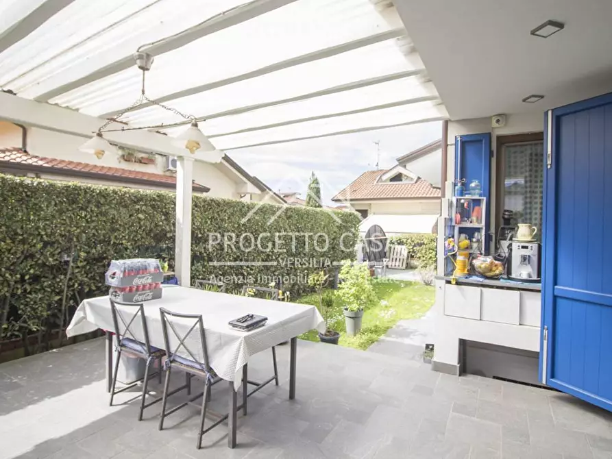 Immagine 54 di Casa indipendente in vendita  in VIA AMALFI a Pietrasanta