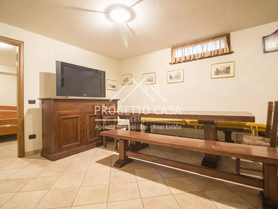 Immagine 23 di Casa indipendente in vendita  in VIA PAGANINI a Camaiore