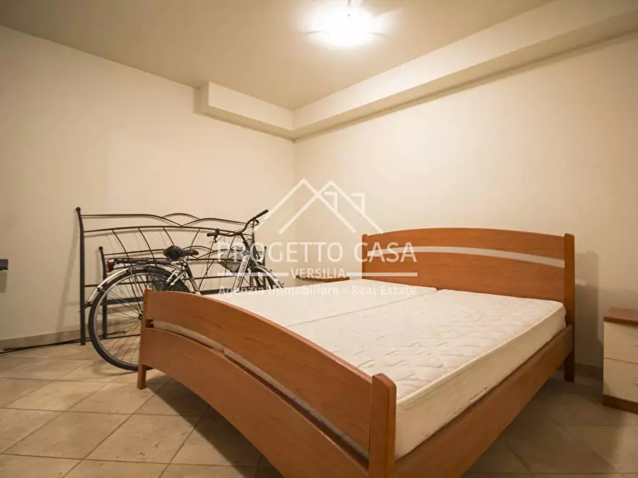 Immagine 26 di Casa indipendente in vendita  in VIA PAGANINI a Camaiore