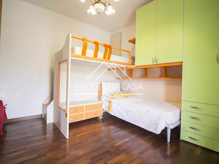 Immagine 30 di Casa indipendente in vendita  in VIA PAGANINI a Camaiore