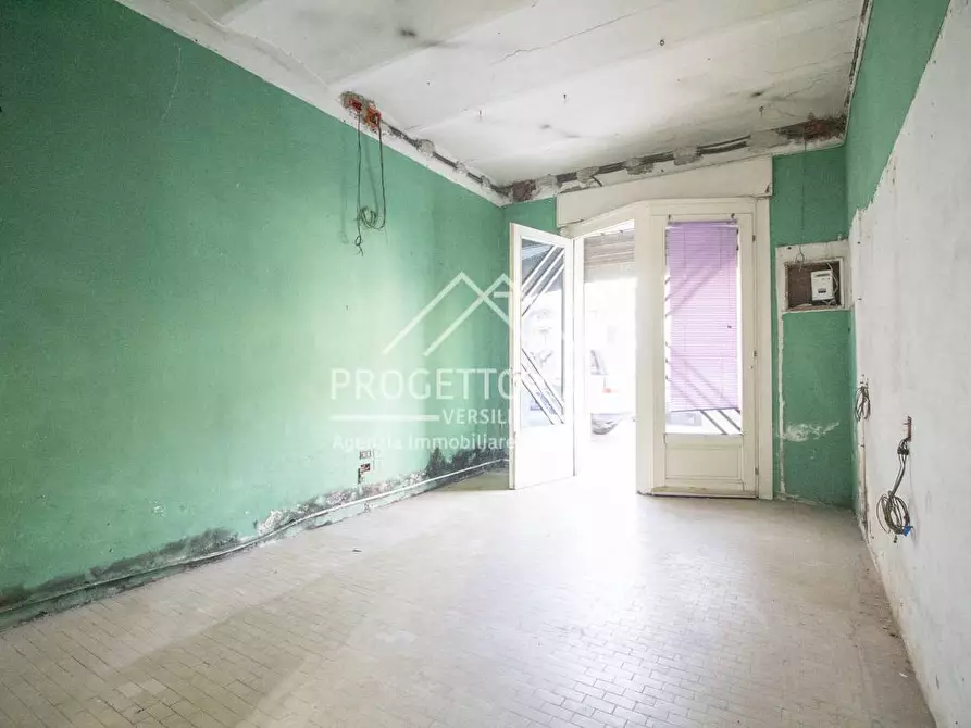 Immagine 9 di Appartamento in vendita  in VIA DE GASPERI a Pietrasanta