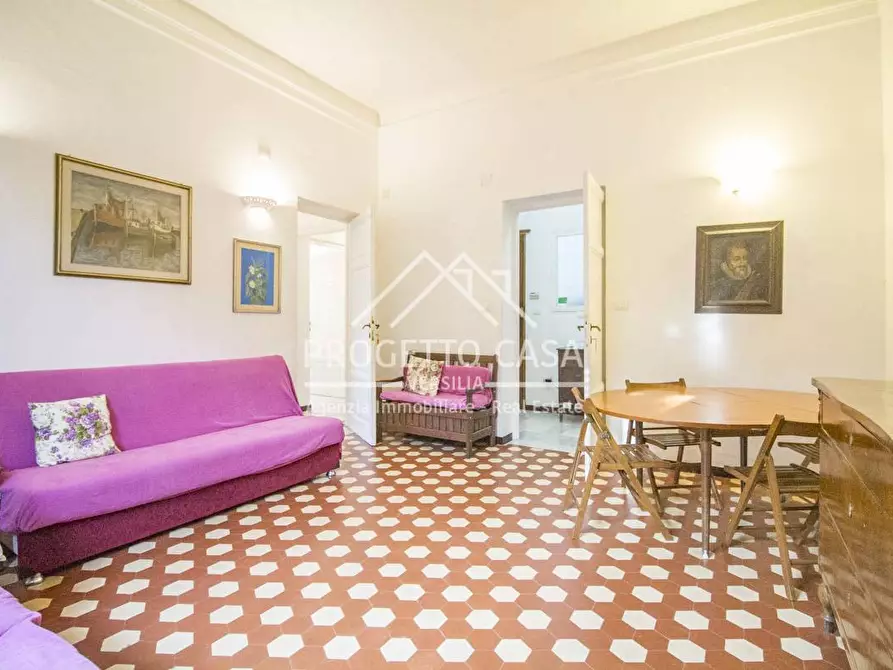 Immagine 4 di Appartamento in vendita  in VIA D'ANNUNZIO a Viareggio