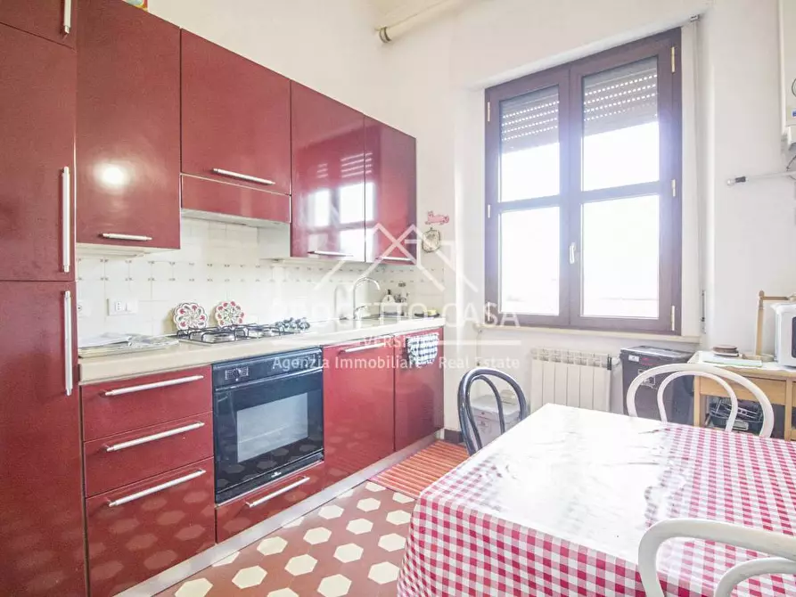 Immagine 7 di Appartamento in vendita  in VIA D'ANNUNZIO a Viareggio