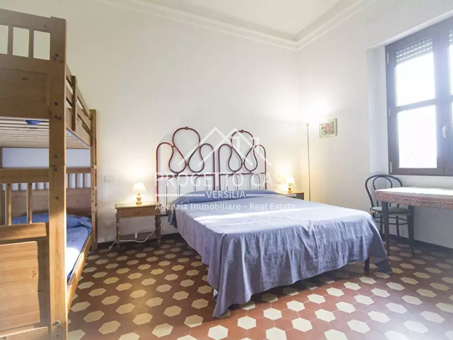 Immagine 22 di Appartamento in vendita  in VIA D'ANNUNZIO a Viareggio