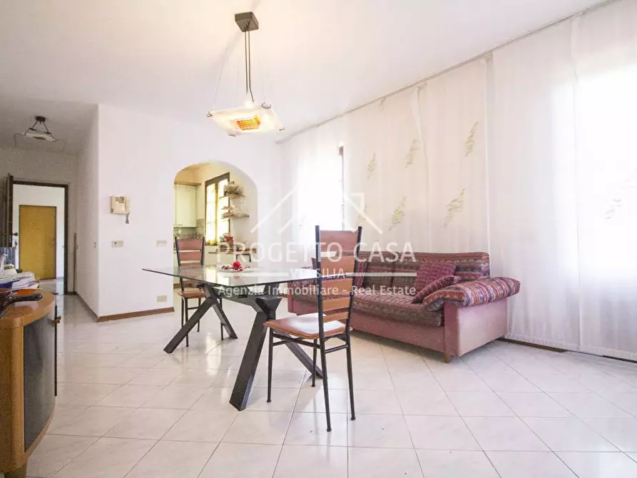 Immagine 5 di Appartamento in vendita  in VIA EUCLIDE a Camaiore