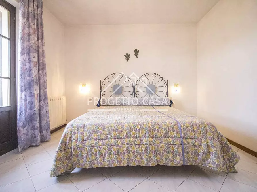 Immagine 14 di Appartamento in vendita  in VIA EUCLIDE a Camaiore