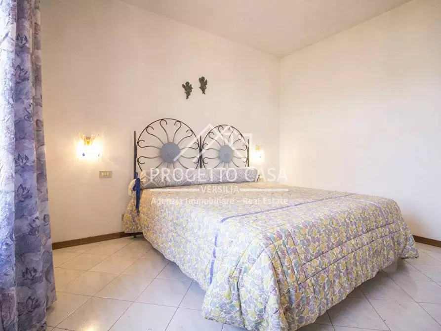 Immagine 15 di Appartamento in vendita  in VIA EUCLIDE a Camaiore